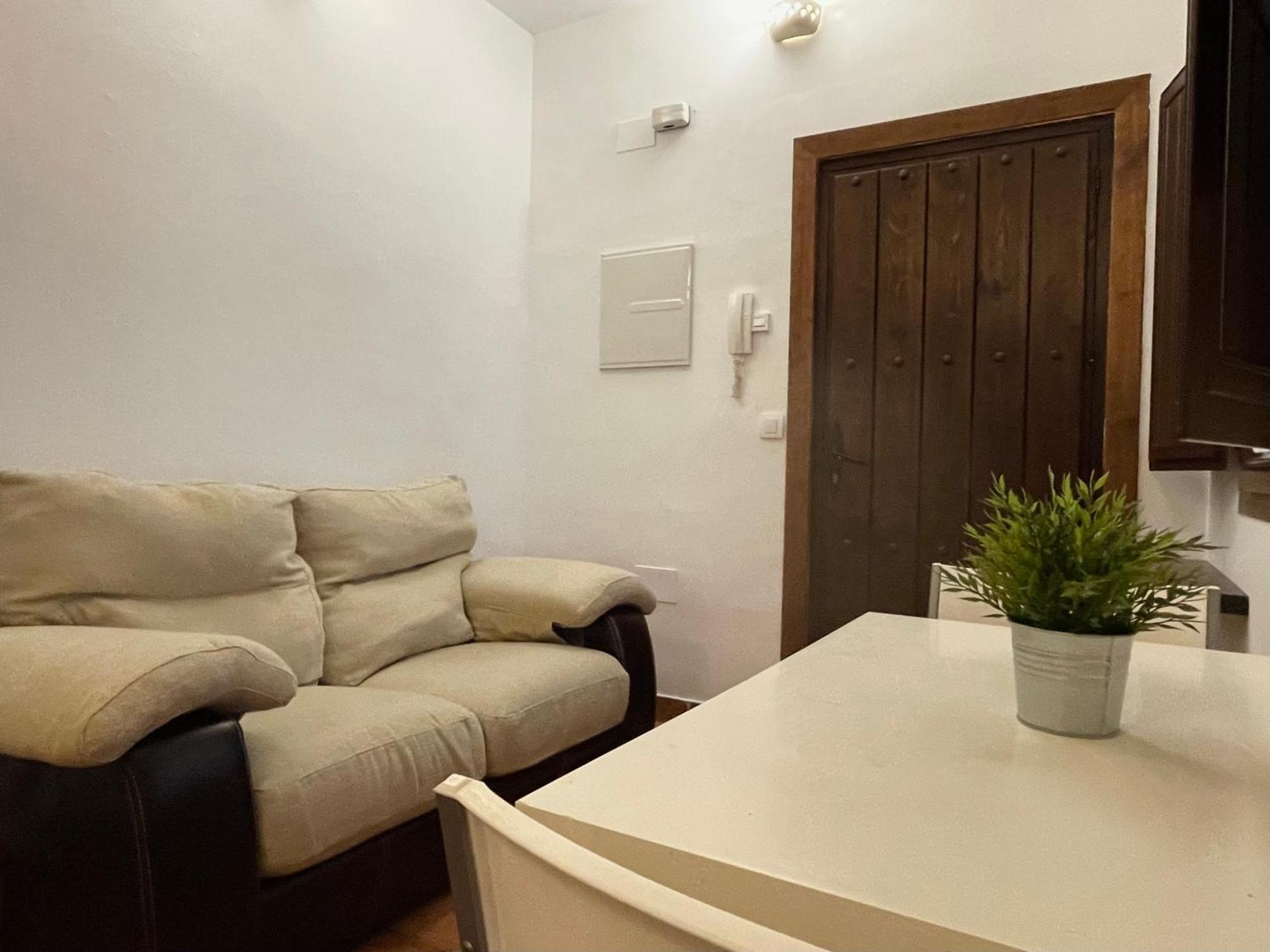 Al-Mansur Apartment Granada Bilik gambar